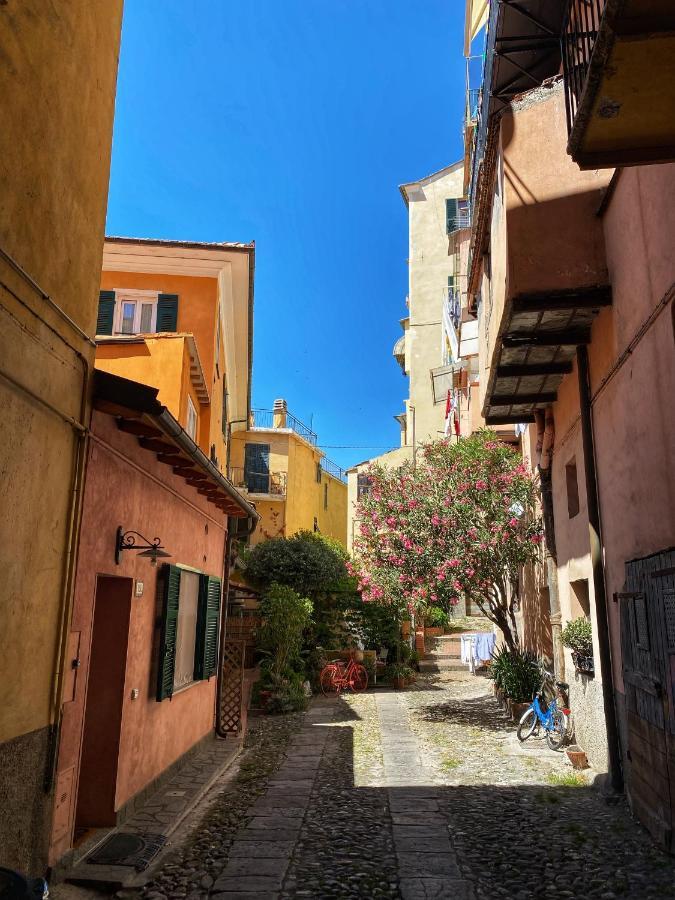 Apartamento Omarea - Imperia Exterior foto